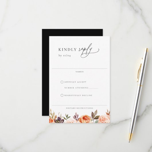 Earthy Autumn Floral Wedding RSVP Kaart (Voorkant / Achterkant in situ)