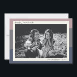 Earthy Boho Modern Abstracte Stripes Hanukkah Foto Feestdagenkaart<br><div class="desc">Dit moderne ontwerp biedt abstracte organische strepen in een prachtig aardtoonpalet van stoffige paars,  grijs en ochre,  gepersonaliseerd met jouw naam en foto. Kan voor om het even welke vakantiegroet worden gebruikt,  pas enkel de tekst aan.</div>