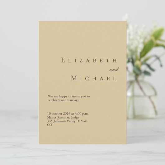 Earthy Minimalist Pale Beige Wedding QR Code Kaart (Staand voorkant)