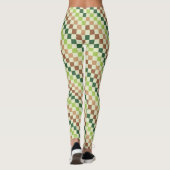 Earthy rainbow diagonal checkerboard pattern leggings (Achterkant)