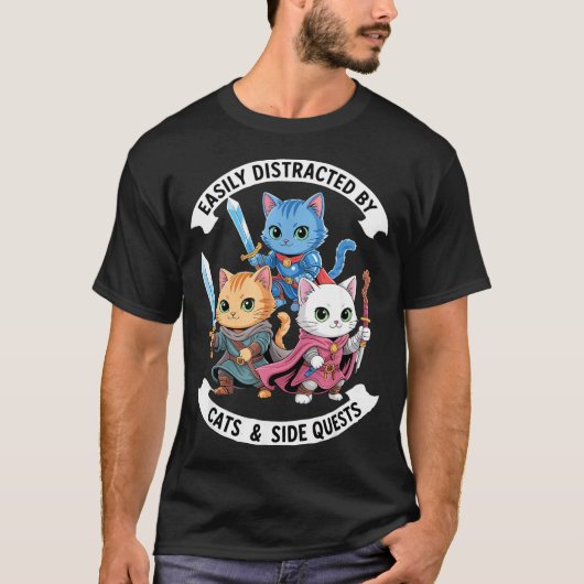 Easily Distracted By Cats & Side Quests Funny T-shirt (Voorkant)