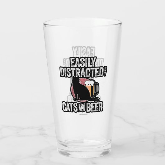 Easily Distracted by Cats and Beer Glas (Achterkant)