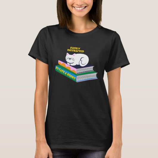Easily Distracted By Cats And Books Cat & Book T-shirt (Voorkant)