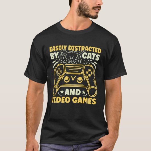 Easily Distracted by Cats and Video Games T-shirt (Voorkant)