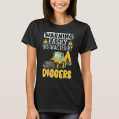 Easily Distracted By Diggers Backhoe Loader T-shirt (Voorkant)