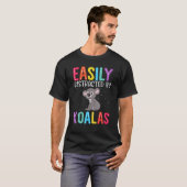 Easily Distracted By Koalas Koala T-shirt (Voorkant volledig)