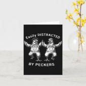 Easily Distracted By Peckers, Chicken Lover, Funny Kaart (Gele Bloem)
