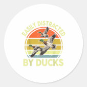 Easily Distracted Duck Hunting Gift Dad Hunter Son Ronde Sticker (Voorkant)