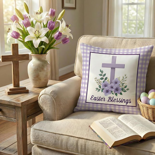 Easter Blessings Cross with Flowers Purple Gingham Kussen (Creator heeft geüpload)