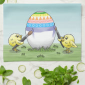 Easter egg is painted by the chickens theedoek (Gevouwen)