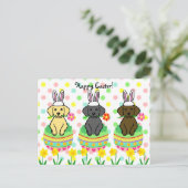 Easter Egg Lab Puppies Cartoon Feestdagenkaart (Staand voorkant)