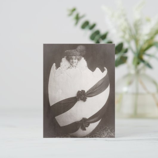  Easter Egg Lady Briefkaart (Staand voorkant)