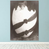 Easter Egg Lady Canvas Afdruk (Insitu (Houten vloer))