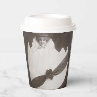 Easter Egg Lady Papieren Bekers