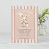 Easter Some Bunny is onderweg naar het Baby shower Kaart (Staand voorkant)