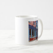 Easton PA - Straat met open deur Koffiemok (Voorkant rechts)