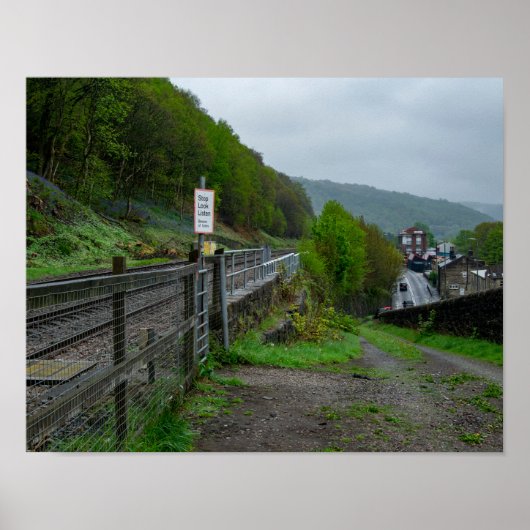 Eastwood Railway Station Remains Poster (Voorkant)