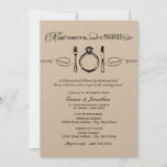 Eat Drink and be Married Kraft Rehearsal Dinner Kaart<br><div class="desc">De zwarte en kraft bruine trouwrepetitie en het repetitieve diner ontwerp met een eten,  drink,  en zijn getrouwd thema in elegante en  gemengde typografie met diamanten verloving die roleigenschap plaatsen.</div>