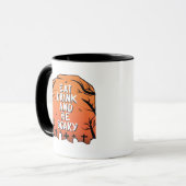 Eat Drink And Be Scary Halloween Design Creative S Mok (Voorkant links)