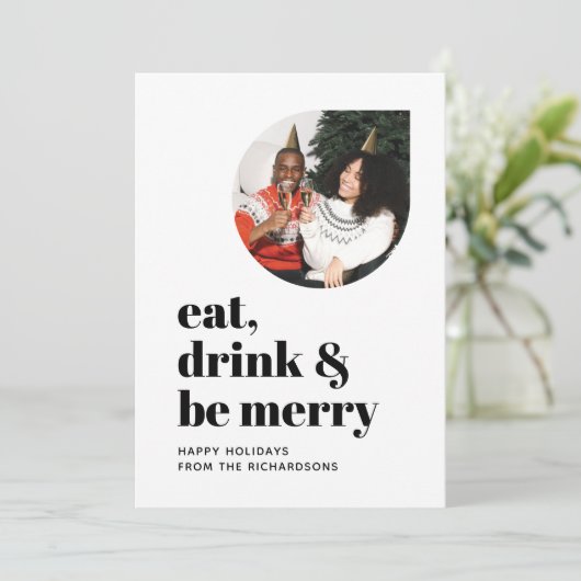 Eat Drink & Be Merry Minimalist Family Photo 2022 Feestdagenkaart (Staand voorkant)