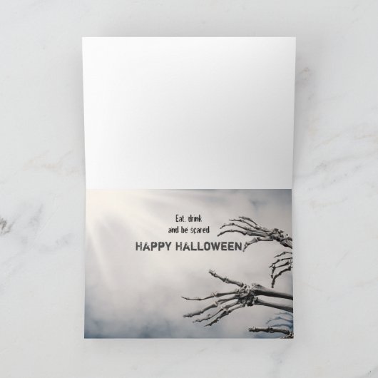 Eat Drink: Zombie Skeleton Halloween Kaart (Binnen)