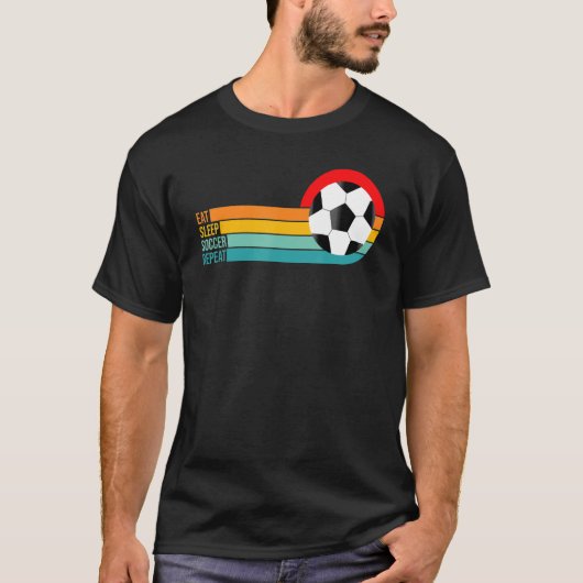 EAT SLAAPSOCCER REPETEREN T-SHIRT (Voorkant)