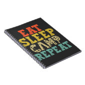 Eat Sleep Camp Herhalen Camping Lover Notitieboek (Rechterzijde)