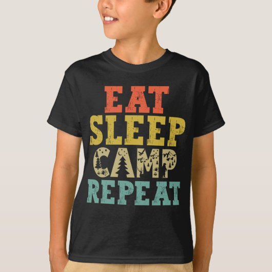 Eat Sleep Camp Herhalen Camping Lover T-shirt (Voorkant)