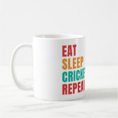 EAT SLEEP CRICKET REPEAT - CRICKET LOVER KOFFIEMOK (Links)