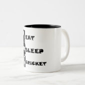 Eat Sleep Cricket Tweekleurige Koffiemok (Voorkant rechts)