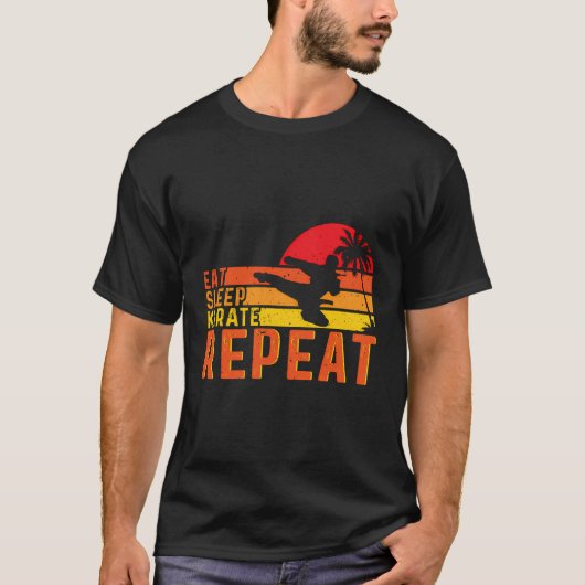 Eat Sleep Karate Herhalen T-shirt (Voorkant)