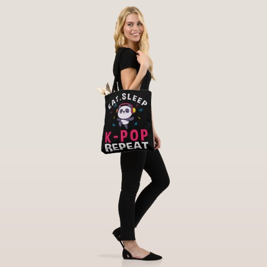 Eat Sleep KPop Herhaal Kawaii Panda Tote Bag (Op model)