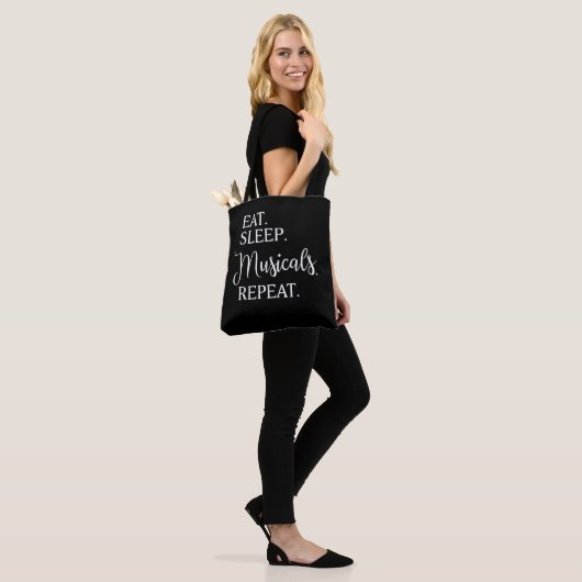 Eat Sleep Musicals Herhalen Tote Bag (Op model)