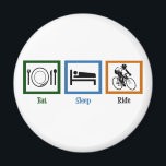 Eat Sleep Ride (fietsers) Magneet<br><div class="desc">Vijdige fietsers zullen genieten van dit grappige fietscadeau. In mijn leven heb ik gewoon eten,  een bed en een fiets nodig.</div>