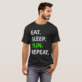 Eat Sleep Run Herhaal Shirt Funny Runner Shirt (Voorkant volledig)