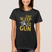 Eat Sleep & Run With a Gun Paintball T-shirt (Voorkant)