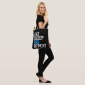 Eat Sleep Ski Herhaalskistoets Tote Bag (Op model)