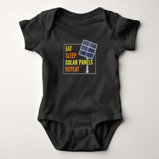 Eat Sleep Solar Panels Fotovoltaic Sun Romper (Voorkant)