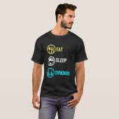 Eat Sleep Synchro Gesynchroniseerd Zwemmen Artisti T-shirt (Voorkant volledig)