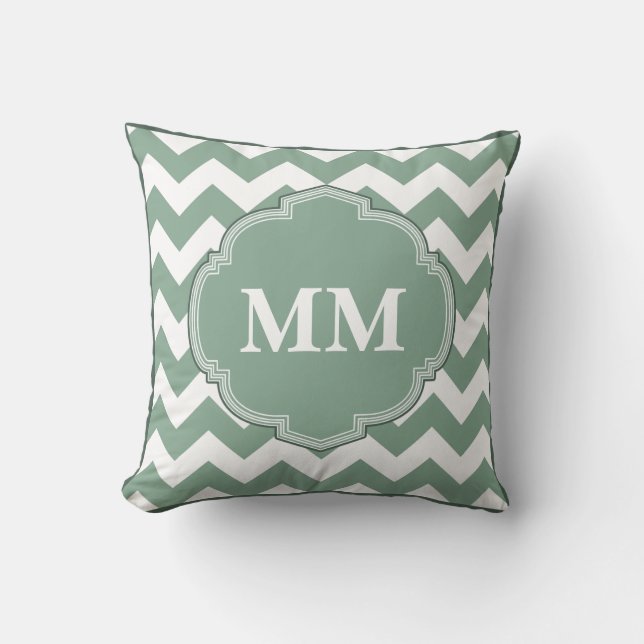 Eau de Nil Monogram kussen met chevron streepdessi (Voorkant)