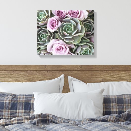 Echeverias en rozen van Debra Lee Baldwin Canvas Afdruk (Insitu (Slaapkamer))