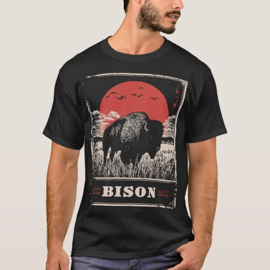 Echo van de vlaktes: Bison Future Relic T-shirt (Voorkant)