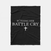 Echoing Her Battle Cry  Fleece Deken (Voorkant)