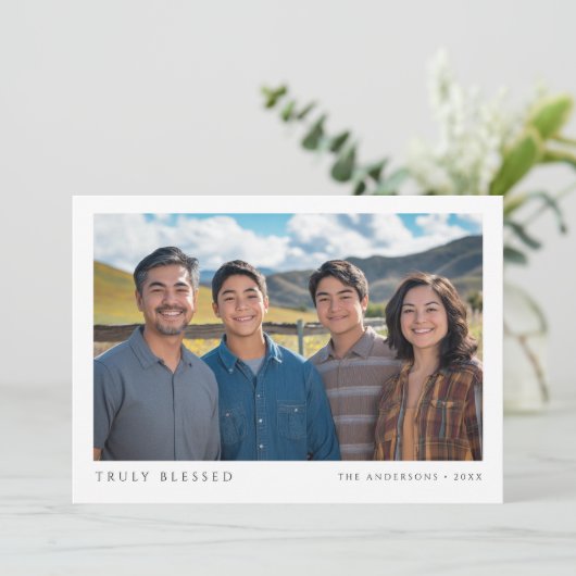 Echt gezegende religieuze kerstvreugde Foto Feestdagenkaart (Staand voorkant)