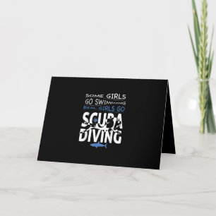 Echt scuba-duikend meisje: sommigen zwemmen grappi kaart