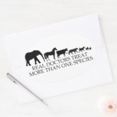 Echte artsen (dierenartsen) behandelen meer dan éé ovale sticker (Envelop)