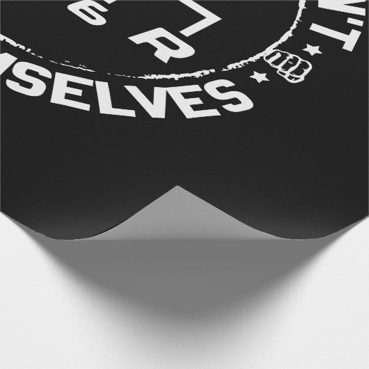 Echte auto's schuiven zichzelf niet aan het drijve cadeaupapier (Hoek)