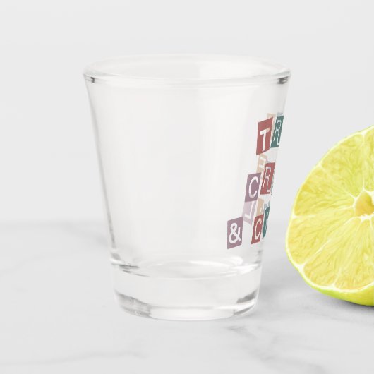 Echte criminaliteit en chill | Show van Murder Cri Shot Glas (Links)