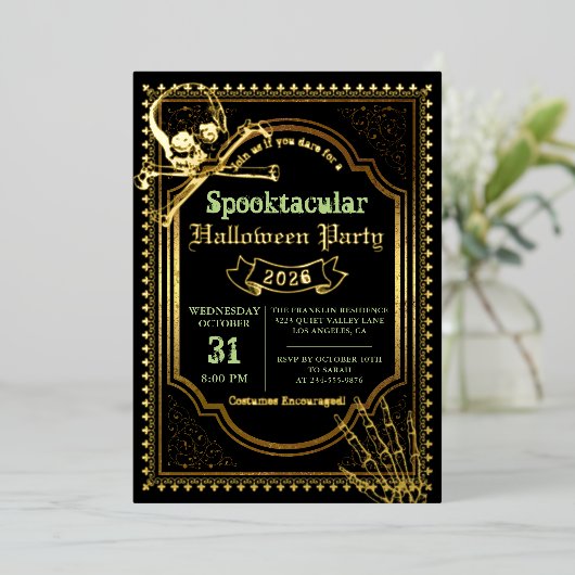 Echte Folie Gotische Zwarte Gouden Schedel Hallowe Folie Uitnodiging (Staand Voorkant)