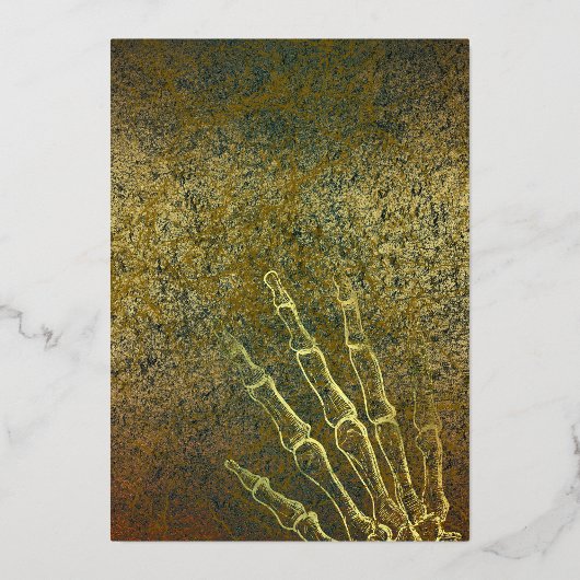 Echte Folie Gotische Zwarte Gouden Schedel Hallowe Folie Uitnodiging (Achterkant)